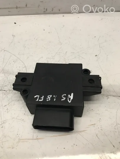 Audi A5 8T 8F Unité de commande / module de pompe à carburant 4G0906093H