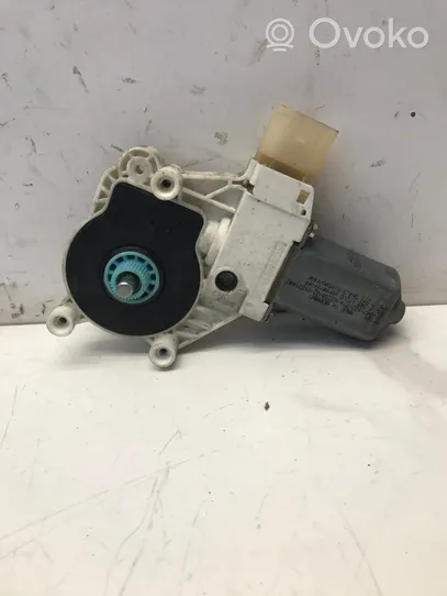 BMW 5 F10 F11 Moteur de lève-vitre de porte avant 7271564