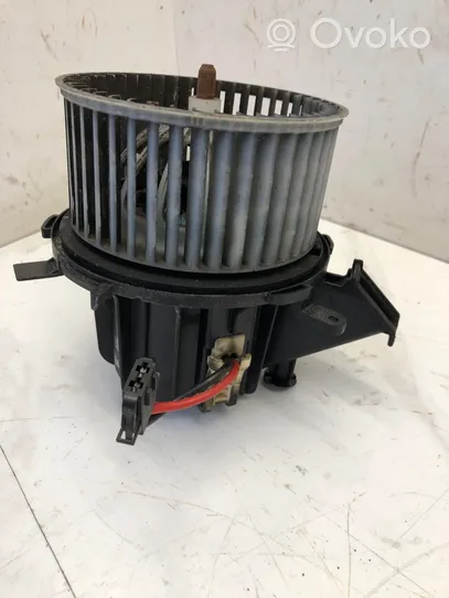 Audi A4 S4 B8 8K Ventola riscaldamento/ventilatore abitacolo 8K2820021