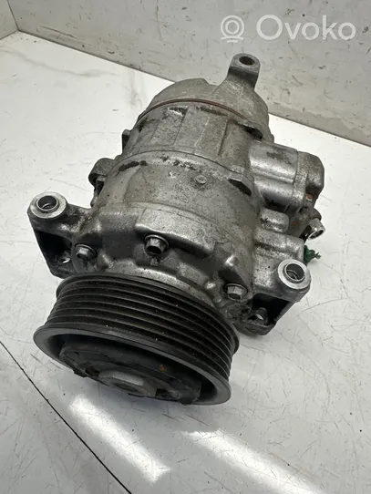 Audi A4 S4 B8 8K Ilmastointilaitteen kompressorin pumppu (A/C) 8K0260805E