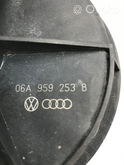 Audi A6 S6 C6 4F Sekundārais gaisa pumpis 06A959253B
