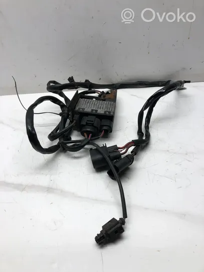 Audi A4 S4 B7 8E 8H Fan control module 8E0959501Q