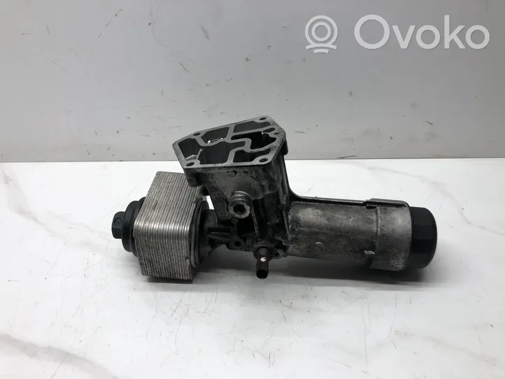 Volkswagen PASSAT B5.5 Supporto di montaggio del filtro dell’olio 038115389C