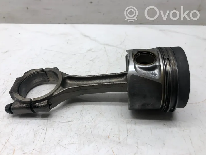 Audi A4 S4 B8 8K Piston with connecting rod 