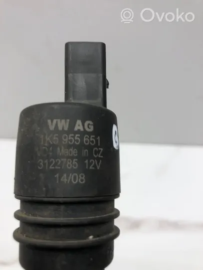 Volkswagen PASSAT B6 Tuulilasi tuulilasinpesimen pumppu 1K5955651