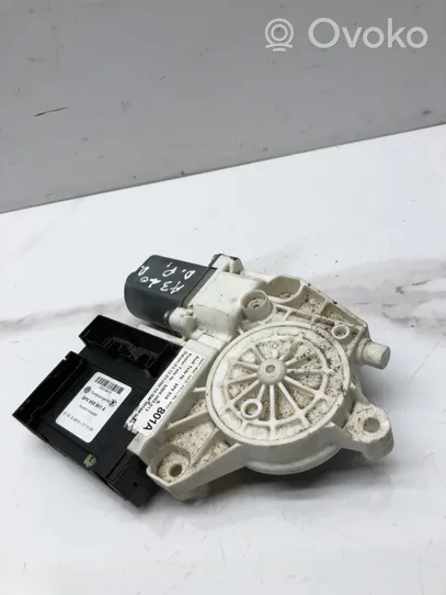 Audi A3 S3 8P Moteur de lève-vitre de porte avant 8P0959801A