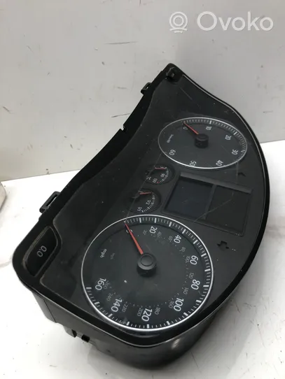 Volkswagen Golf V Compteur de vitesse tableau de bord 1K0920960L