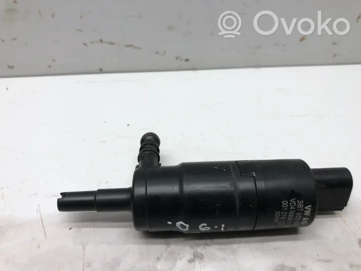 Audi A4 S4 B6 8E 8H Pompe lave-phares 3B7955681