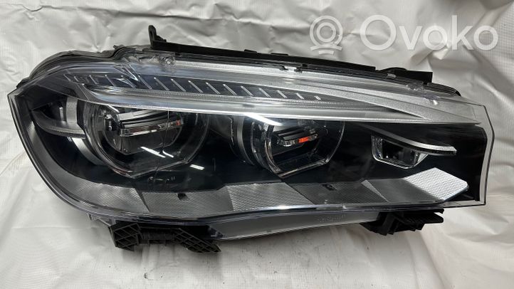 BMW X5 F15 Lampa przednia 7214852