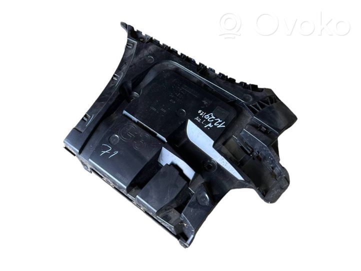 BMW 5 G30 G31 Staffa angolare del supporto di montaggio del paraurti 7387315