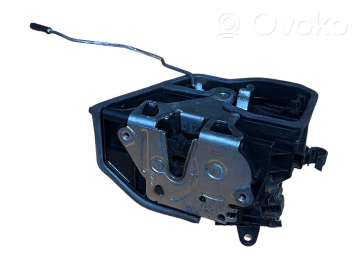 BMW X5 E70 Serratura portiera anteriore 7202143