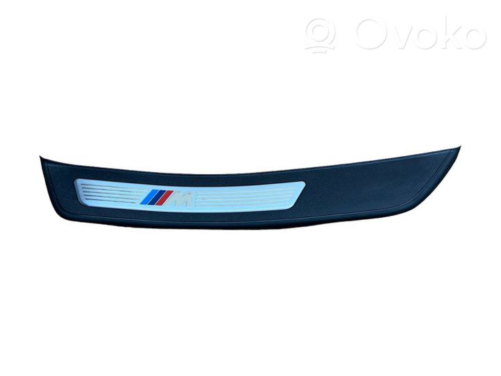 BMW 5 F10 F11 Rear sill trim cover 51477337021