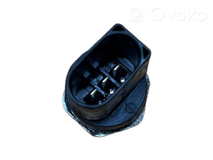 BMW 5 F10 F11 Sensore di pressione del carburante 0281002948