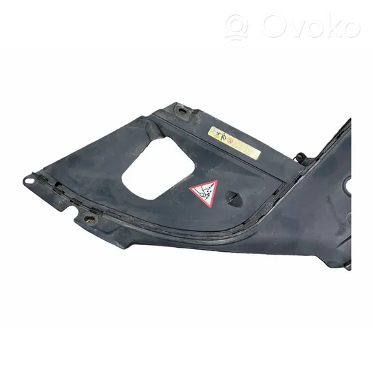 BMW 7 F01 F02 F03 F04 Kita variklio skyriaus detalė 51767019801