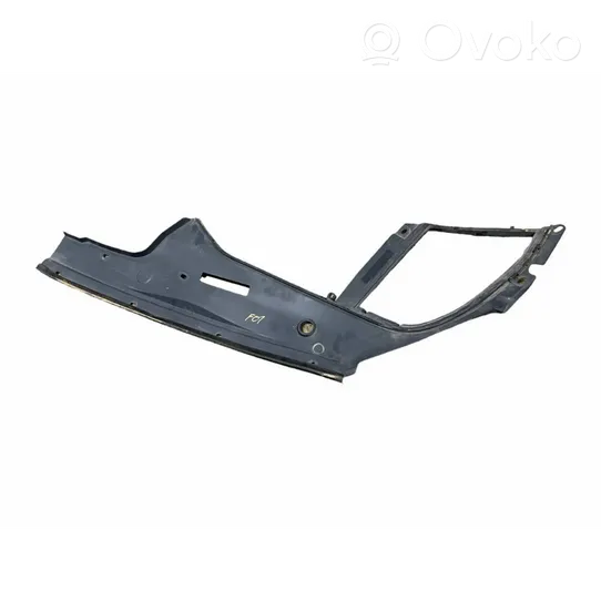 BMW 7 F01 F02 F03 F04 Kita variklio skyriaus detalė 51767019802