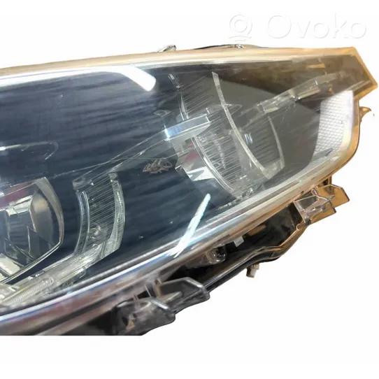 BMW 3 F30 F35 F31 Lampa przednia 8739560