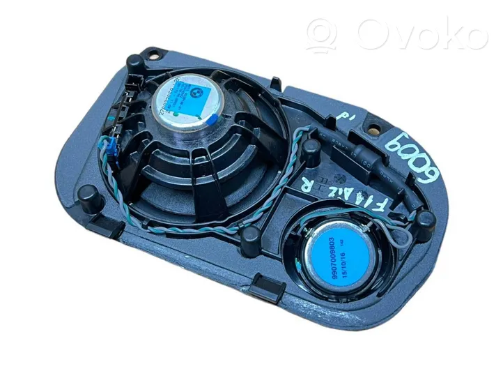 BMW 5 F10 F11 Altavoz de la puerta trasera 65139239146