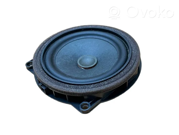 BMW 3 F30 F35 F31 Enceinte de porte arrière 65139288769