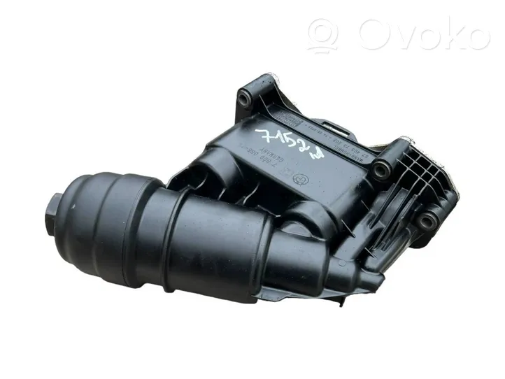 BMW 5 F10 F11 Supporto di montaggio del filtro dell’olio 8512435