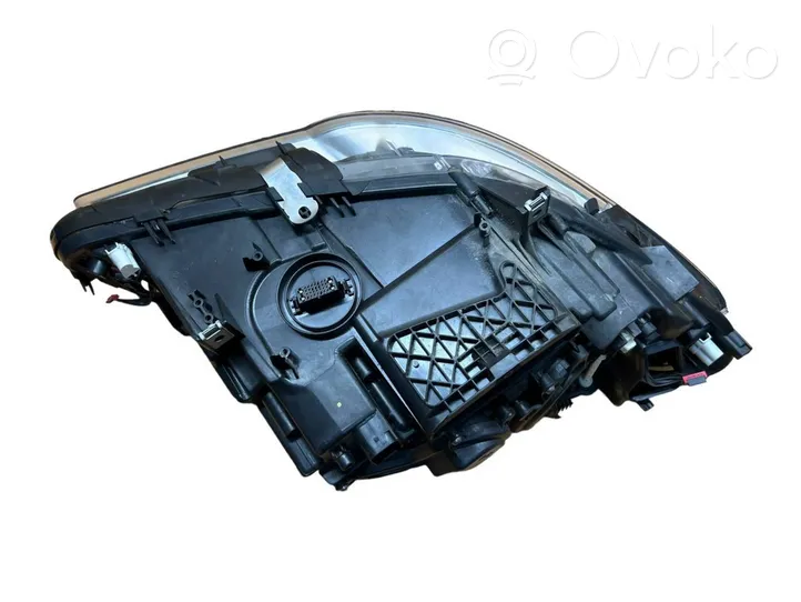 BMW 5 F10 F11 Lampa przednia 7460595