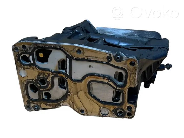 BMW 3 F30 F35 F31 Mocowanie / uchwyt filtra oleju 8507627