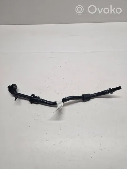 BMW 5 G30 G31 Tuyau sous vide 8605130