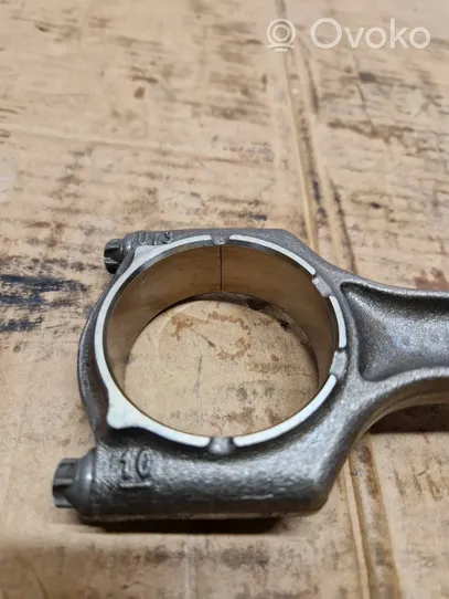 BMW 4 F36 Gran coupe Piston with connecting rod 7620971