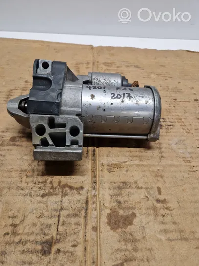 BMW 4 F36 Gran coupe Starter motor 8621839