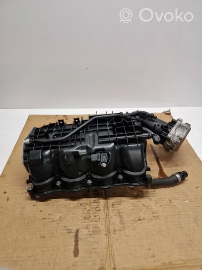 BMW 4 F36 Gran coupe Intake manifold 72344186