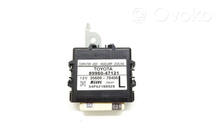 Toyota Prius+ (ZVW40) Modulo luce LCM 8996047121