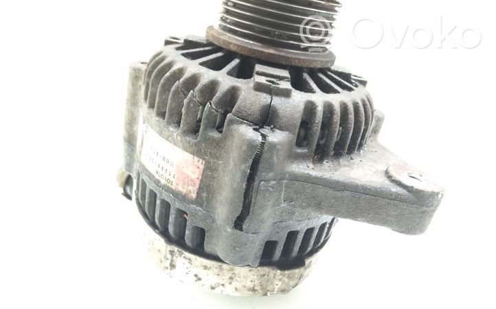 Toyota Hiace (H200) Alternador 