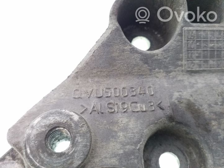 Land Rover Discovery 4 - LR4 Supporto di montaggio della pompa del servosterzo QVU500340