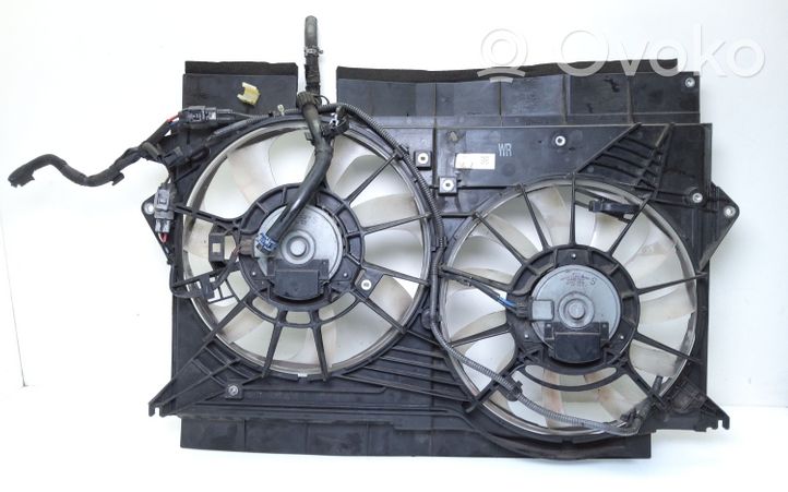 Toyota Avensis T270 Convogliatore ventilatore raffreddamento del radiatore 160400R170