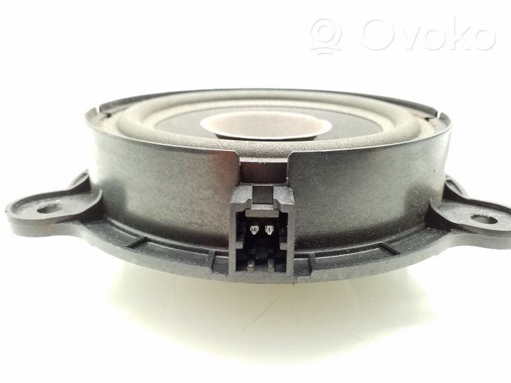 Renault Megane III Front door speaker 