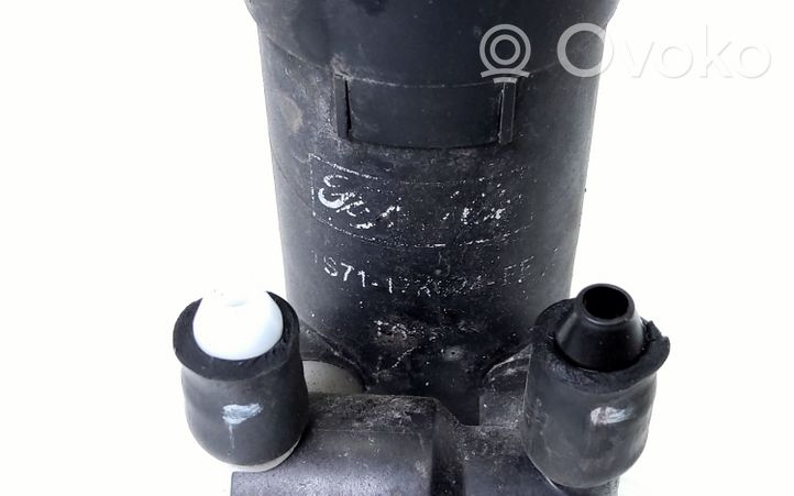 Ford Focus Windscreen/windshield washer pump 