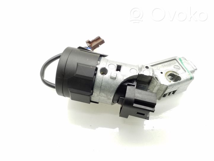 Citroen DS3 Ignition lock E1105995