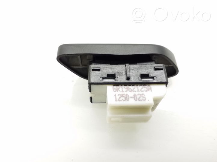 Volkswagen Cross Polo Central locking switch button 6R1962125A