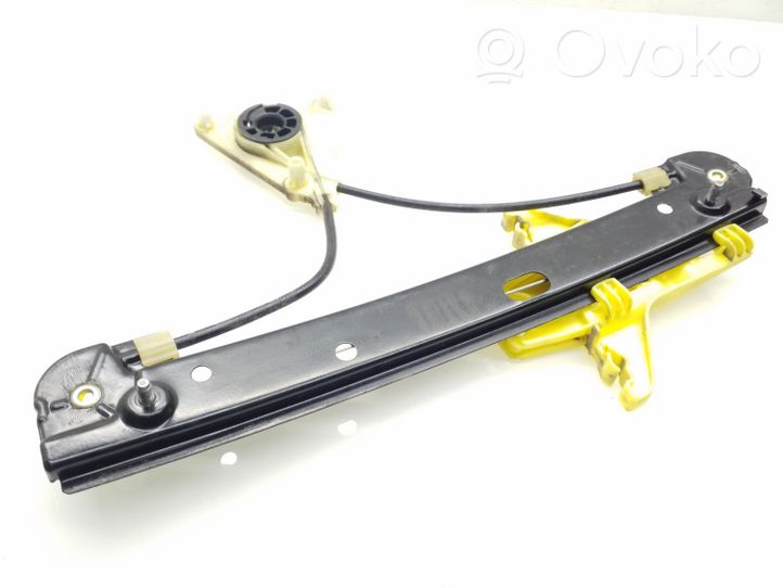 Volkswagen Cross Polo Rear window lifting mechanism without motor 