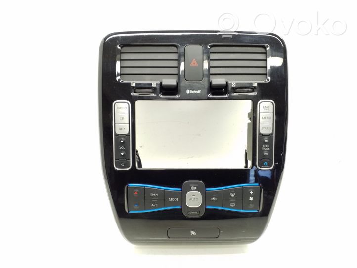 Nissan Leaf I (ZE0) Mascherina unità principale autoradio/GPS 275003NH0C