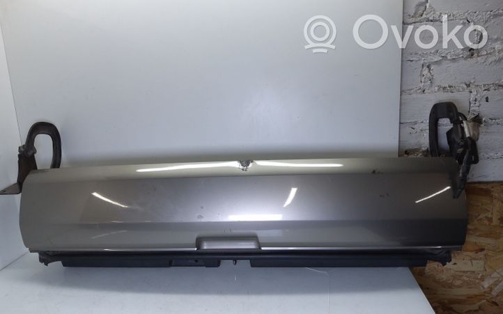 Peugeot 3008 I Lava-auton perälauta 9684852280