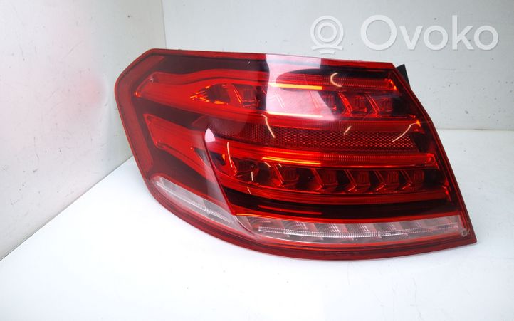 Mercedes-Benz E W212 Lampa tylna A2129060703