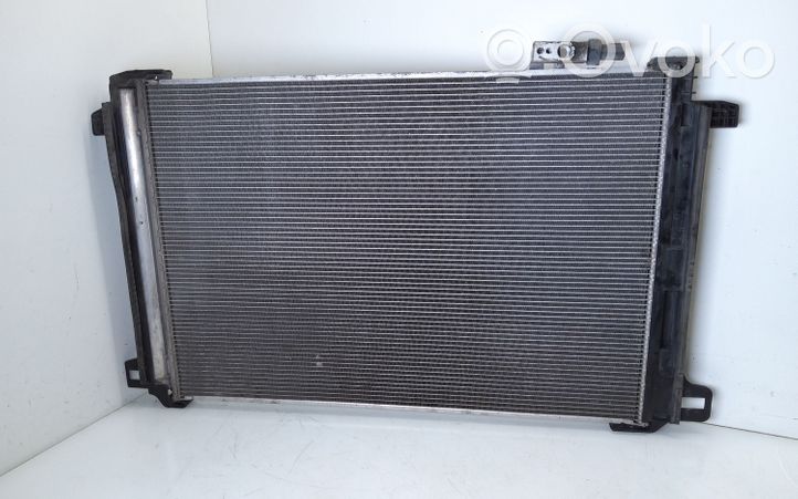 Mercedes-Benz E W212 Radiateur condenseur de climatisation A2045000254