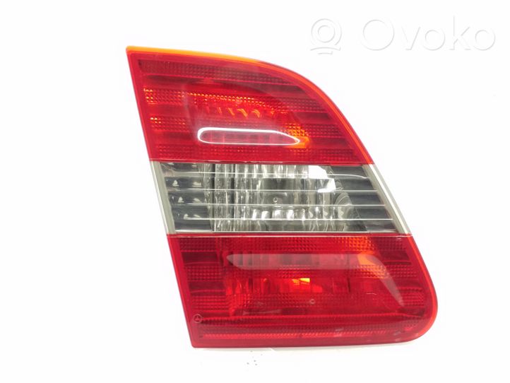 Mercedes-Benz A W169 Luci posteriori del portellone del bagagliaio A1698201564