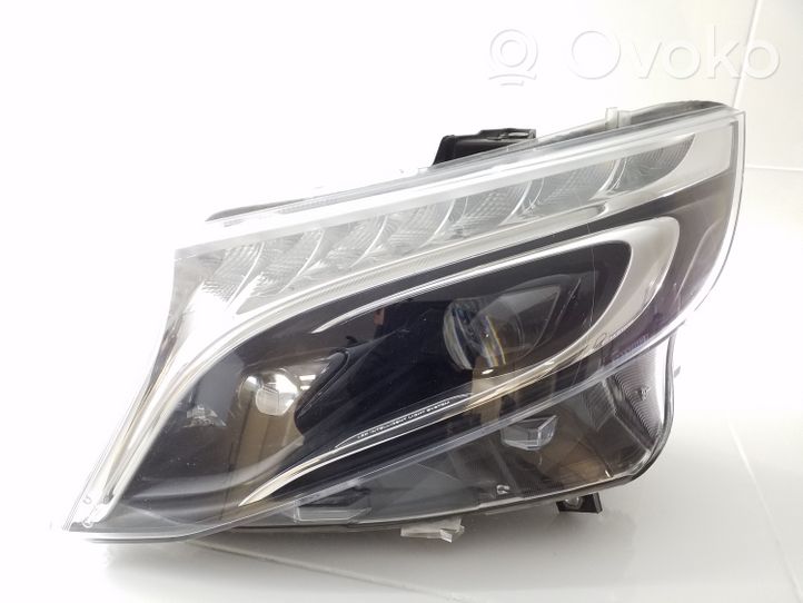 Mercedes-Benz Vito Viano W447 Lampa przednia A4479060101