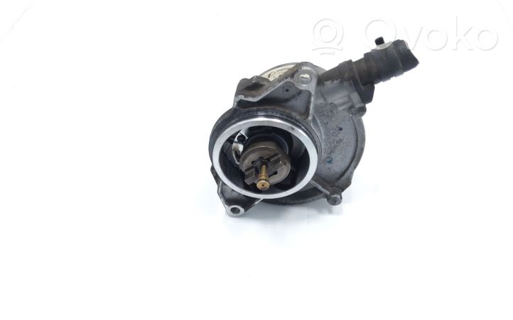 Audi A8 S8 D4 4H Alipainepumppu 057145100AK