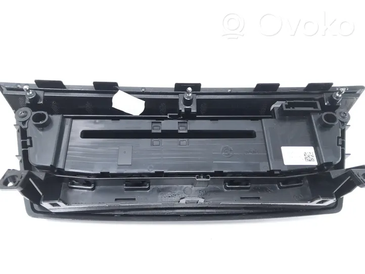 BMW 2 F45 Panel / Radioodtwarzacz CD/DVD/GPS 9312393