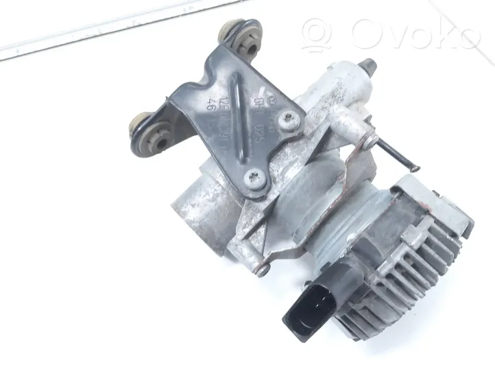 Volkswagen Golf VII Tylny cylinder hamulcowy 0132018016