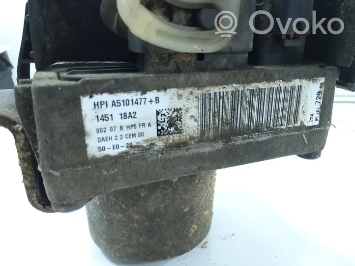 Citroen DS5 Power steering pump A5101477