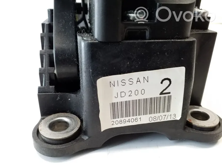 Nissan Qashqai Vaihteenvalitsimen verhoilu NISSANJD200