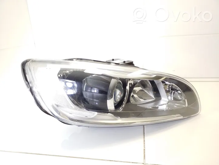 Volvo V60 Phare frontale 31420254